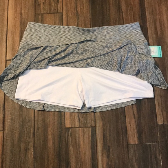 🎣 NWT Reel Legends brand women’s contour skort - Picture 4 of 7